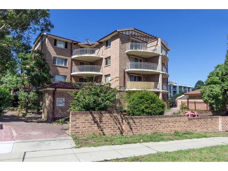 8-10 Fourth Avenue, Blacktown NSW 2148
